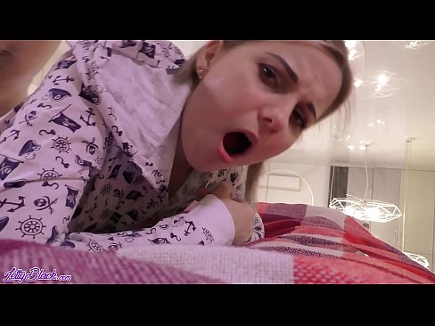 ❤️ Seksi anne yutmak ve pregistyle seks - boşalmak yakın çekim ️❌ Süper porno bizde